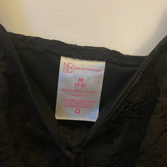 BNWT BLACK CAMISOLE WITH LACE STRAPS SIZE MEDIUM - Picture 3 of 3